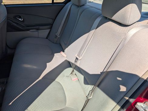 Used 2007 Chevrolet Malibu LS FWD image 20