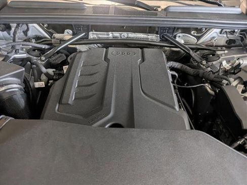 New 2025 Audi Q5 Prestige image 18