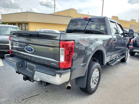 Used 2019 Ford F250 XLT w/ Snow Plow Prep Package image 4