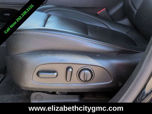 Used 2022 GMC Acadia SLT w/ Trailering Package AWD/4WD image 22
