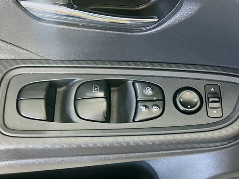 Used 2024 Nissan Versa SV FWD image 15