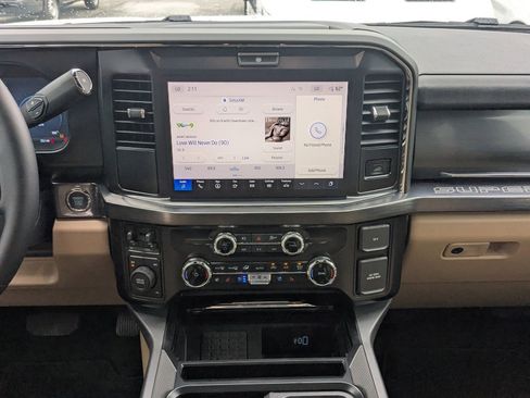 New 2026 Ford F250 Lariat w/ Black Appearance Package image 18