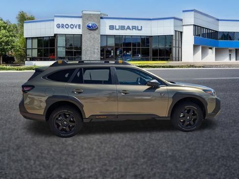 Used 2025 Subaru Outback Wilderness AWD/4WD image 7
