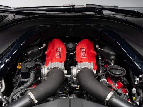 Used 2023 Ferrari Roma RWD image 74