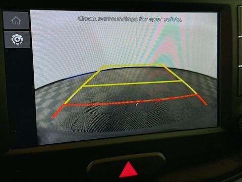 Used 2025 Kia Soul LX w/ LX Technology Package image 22