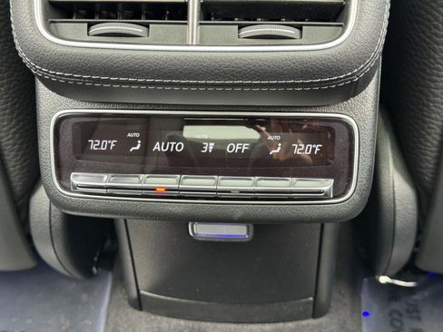 Used 2024 Mercedes-Benz GLS 450 4MATIC image 44