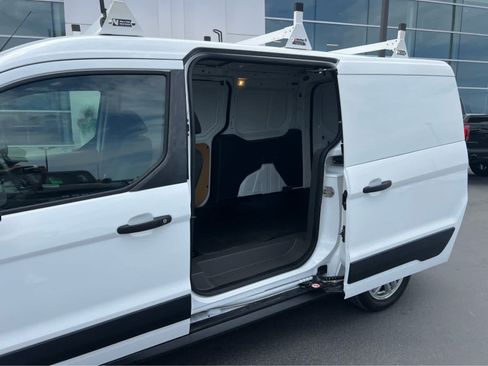 Certified 2019 Ford Transit Connect XLT FWD image 25