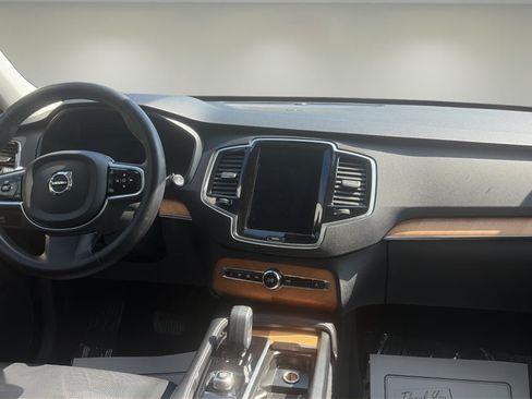 Used 2023 Volvo XC90 B6 Plus w/ Protection Package Premier AWD/4WD image 13