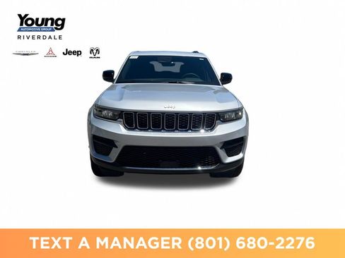 New 2026 Jeep Grand Cherokee Laredo AWD/4WD image 8