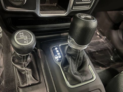 Certified 2024 Jeep Wrangler Unlimited Sport AWD/4WD image 25