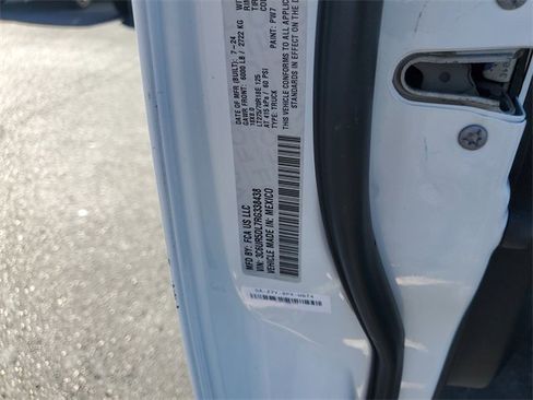 Used 2024 RAM 2500 Big Horn image 27