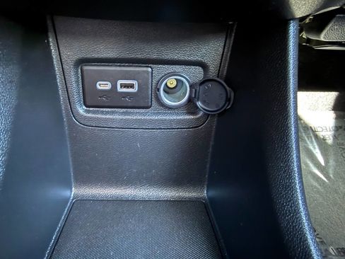 Used 2022 Chevrolet Spark LT image 39