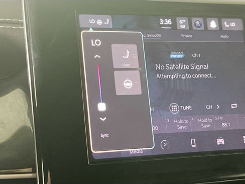 Used 2022 Jeep Grand Cherokee Altitude image 19