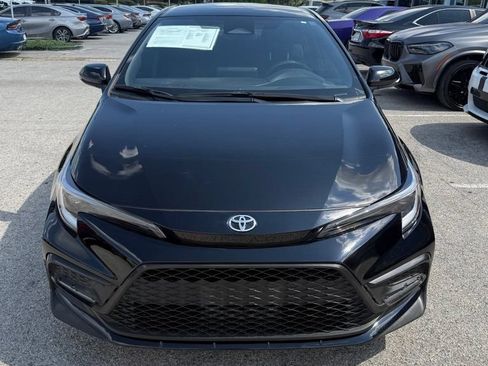 Used 2026 Toyota Corolla SE FWD image 2