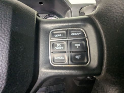 Used 2017 RAM 1500 Express image 16