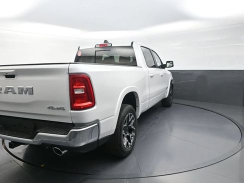 New 2026 RAM 1500 Laramie AWD/4WD image 9