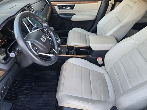 Used 2022 Honda CR-V Touring image 9
