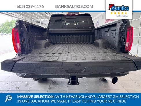Certified 2022 GMC Sierra 2500 Denali w/ Denali Ultimate Package AWD/4WD image 8