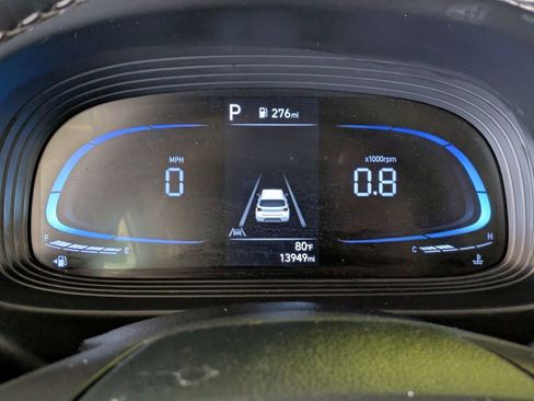 Used 2025 Hyundai Venue SEL FWD image 22