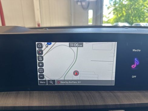 Certified 2023 Kia Telluride EX w/ EX Captain's Chair Package AWD/4WD image 12