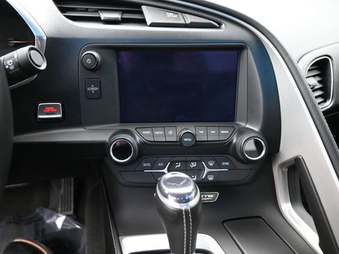 Used 2016 Chevrolet Corvette Stingray Coupe image 15