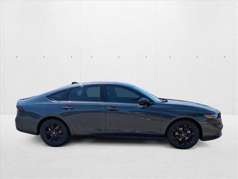 New 2025 Honda Accord SE image 4