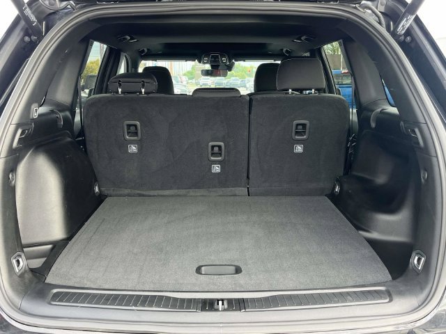 Used 2025 Jeep Grand Cherokee Laredo X w/ Luxury Tech Group I AWD/4WD image 21