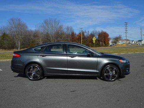 Used 2016 Ford Fusion SE w/ Equipment Group 202A image 62