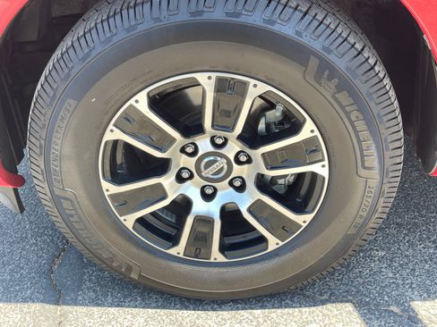 Certified 2021 Nissan Titan SV w/ SV Convenience Package RWD image 24
