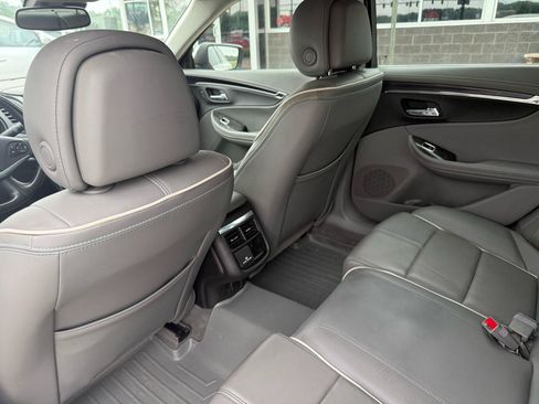 Used 2014 Chevrolet Impala LTZ FWD image 8