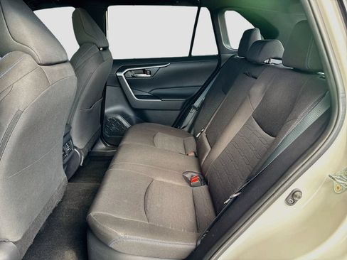 Certified 2025 Toyota RAV4 SE w/ Convenience Package AWD/4WD image 21