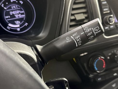 Used 2019 Honda HR-V LX image 22