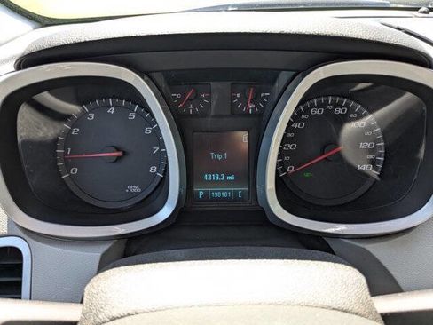 Used 2010 Chevrolet Equinox LT FWD image 20