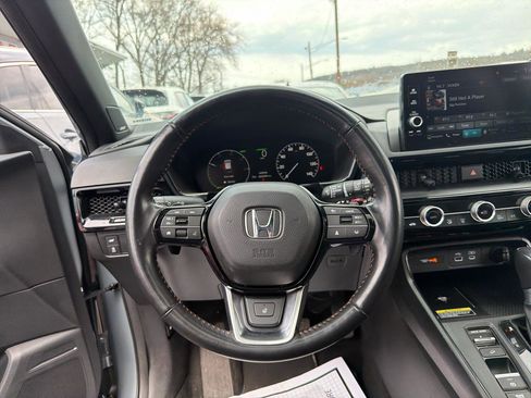 Used 2025 Honda CR-V Sport Touring image 23
