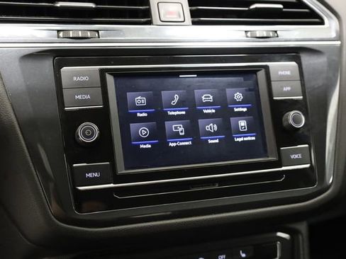 Used 2023 Volkswagen Tiguan S image 21