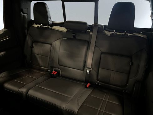 Used 2026 Chevrolet Silverado 1500 High Country w/ High Country Premium Package AWD/4WD image 18