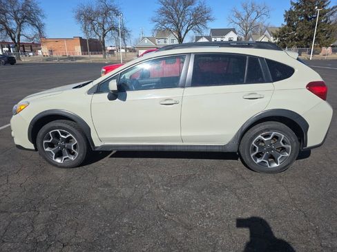 Used 2014 Subaru Crosstrek 2.0i Premium w/ Moonroof Package image 8