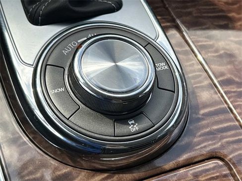 Used 2019 Nissan Armada Platinum w/ Captain's Chairs Package image 36