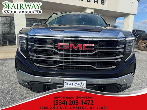 Used 2024 GMC Sierra 1500 SLT w/ SLT Premium Plus Package AWD/4WD image 24