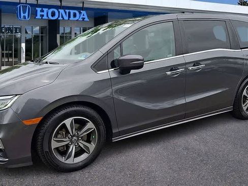Used 2019 Honda Odyssey Touring image 4