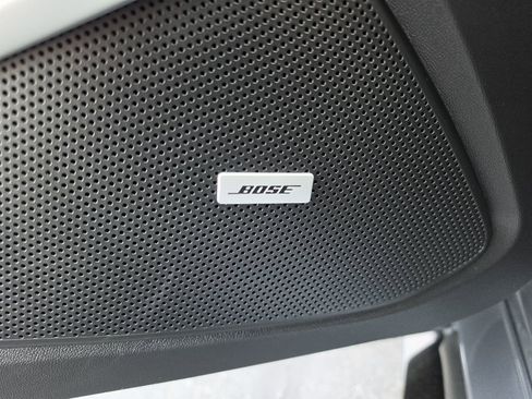 Used 2020 Chevrolet Camaro ZL1 RWD image 26