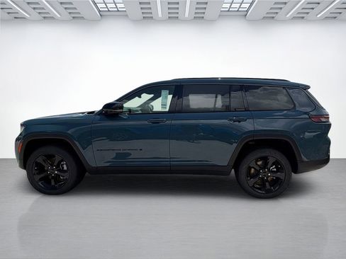 New 2026 Jeep Grand Cherokee L Limited RWD image 5
