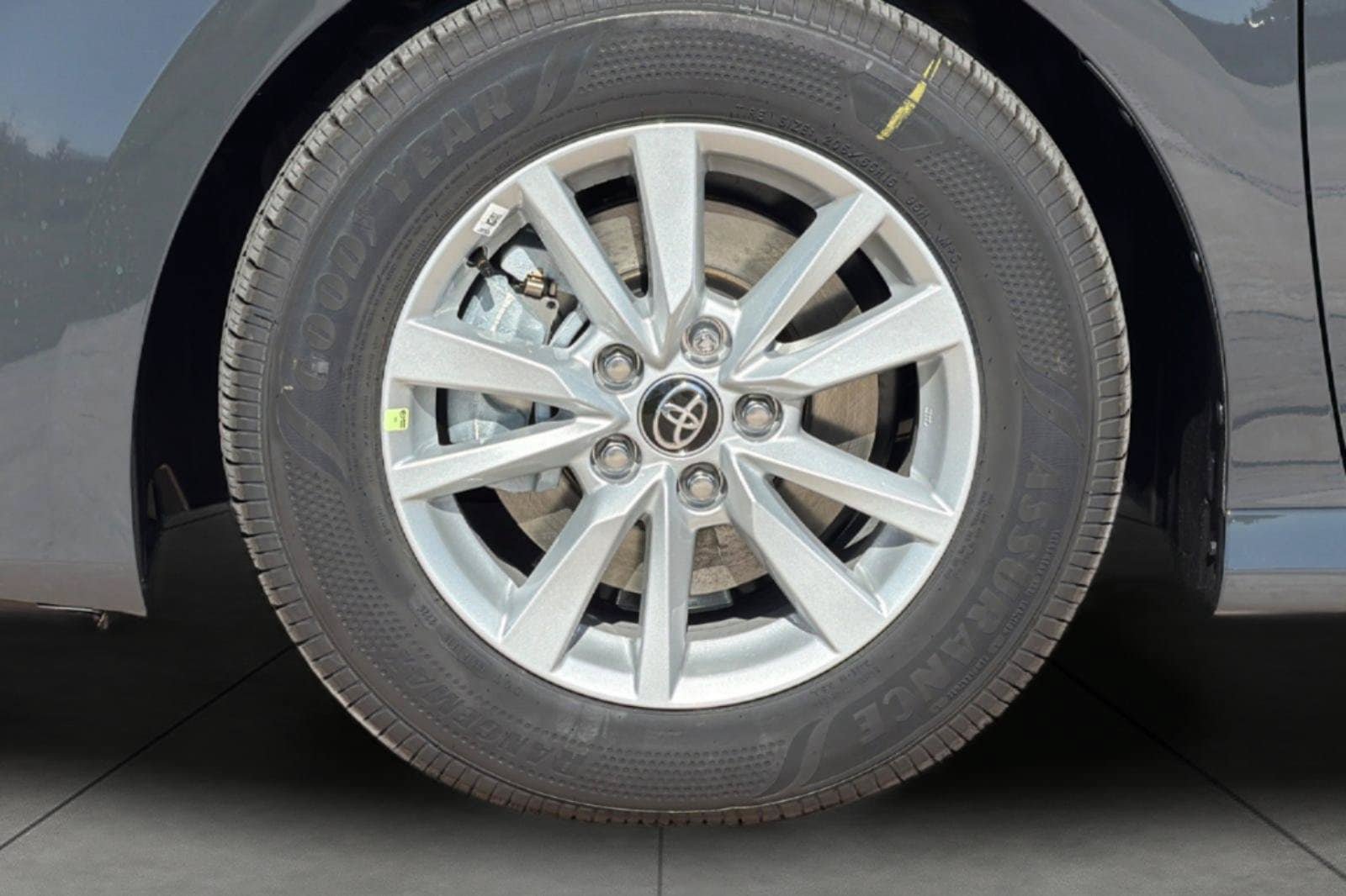 New 2026 Toyota Camry LE FWD image 32