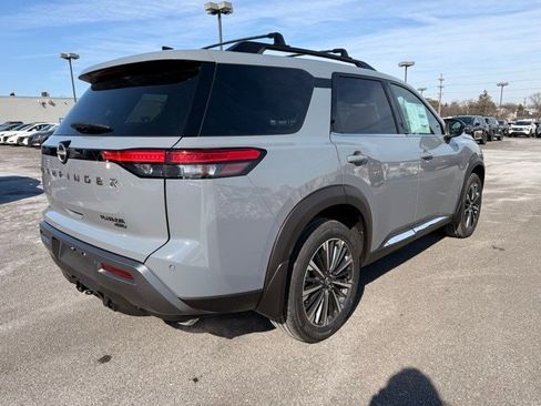 New 2026 Nissan Pathfinder Platinum w/ Cargo Package image 5