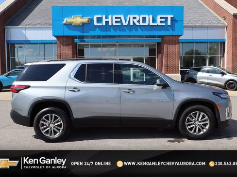 Used 2023 Chevrolet Traverse LT AWD/4WD image 1