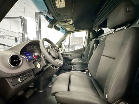 New 2025 Mercedes-Benz Sprinter 3500 image 23