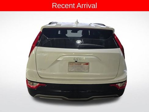 Used 2024 Kia Niro Wind FWD image 5