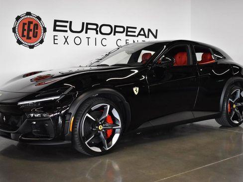 Used 2025 Ferrari Purosangue image 8