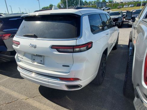 Used 2021 Jeep Grand Cherokee L Overland w/ Advanced Protech Group III image 10