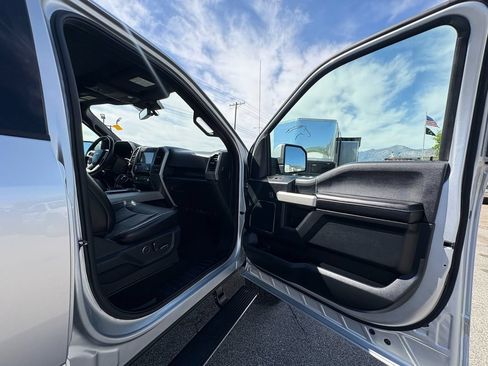 Used 2018 Ford F150 Lariat w/ Equipment Group 502A Luxury AWD/4WD image 26